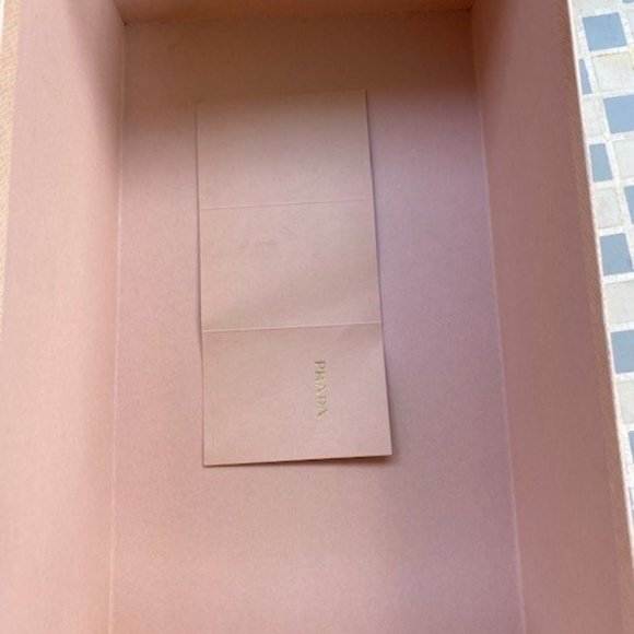 Saffiano Leather Jeweled Flat Calzature Donna - Picture 10 of 11